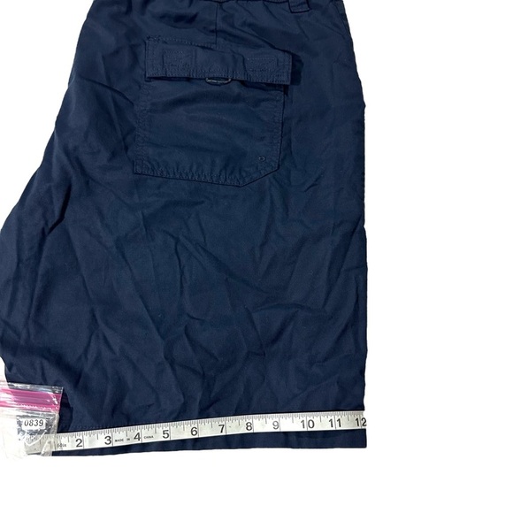 Wrangler Jeans Performance Mens Navy Blue Flat Front Shorts Size 42 9” Inseam - Picture 11 of 11